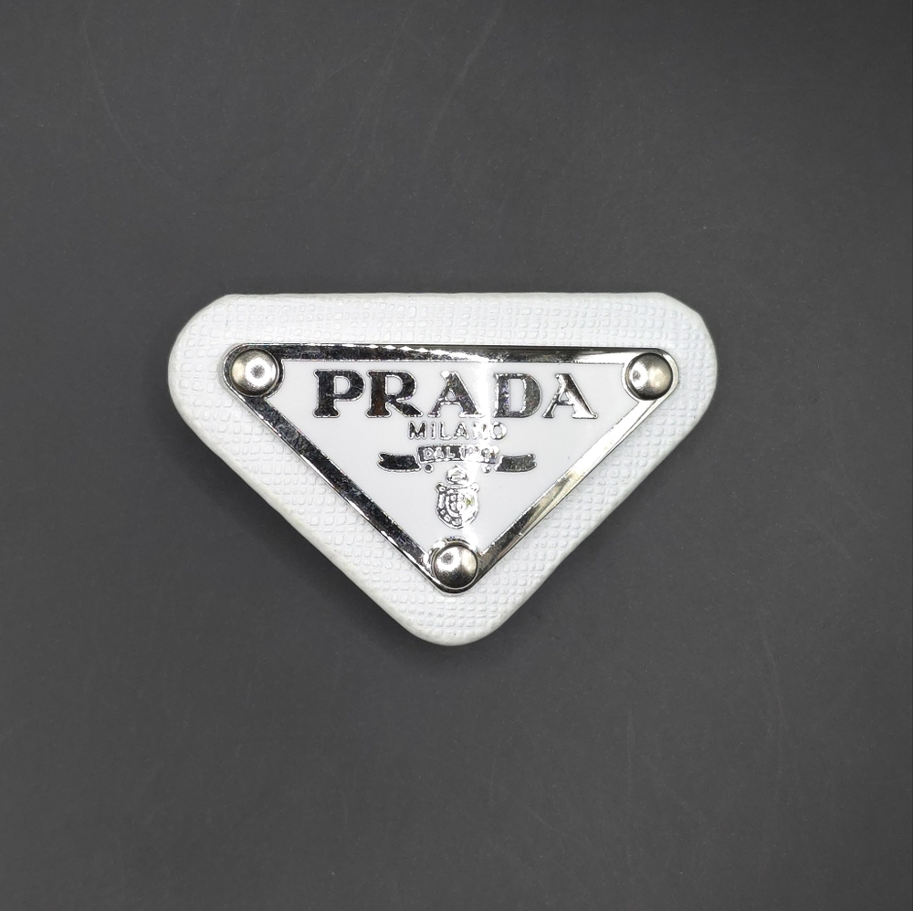 CROCS White Triangle Decorative Logo Charm